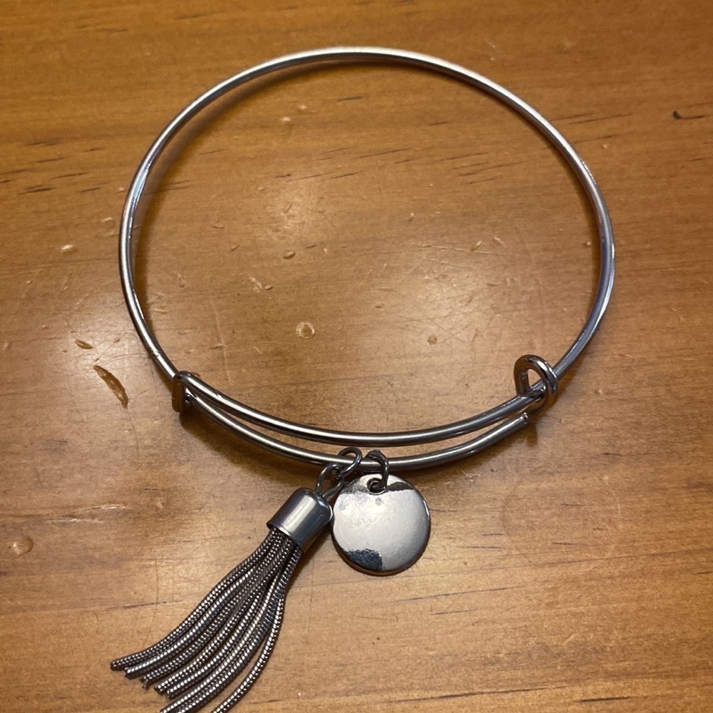Christopher & Banks 5 Piece Bangle Set NWT - Picture 7 of 8